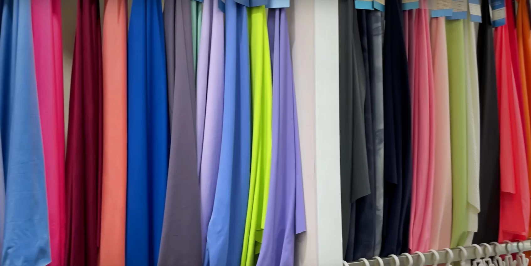 Доставка премиальных тканей для одежды из Китая через компанию ПЭК Гуанчжоу