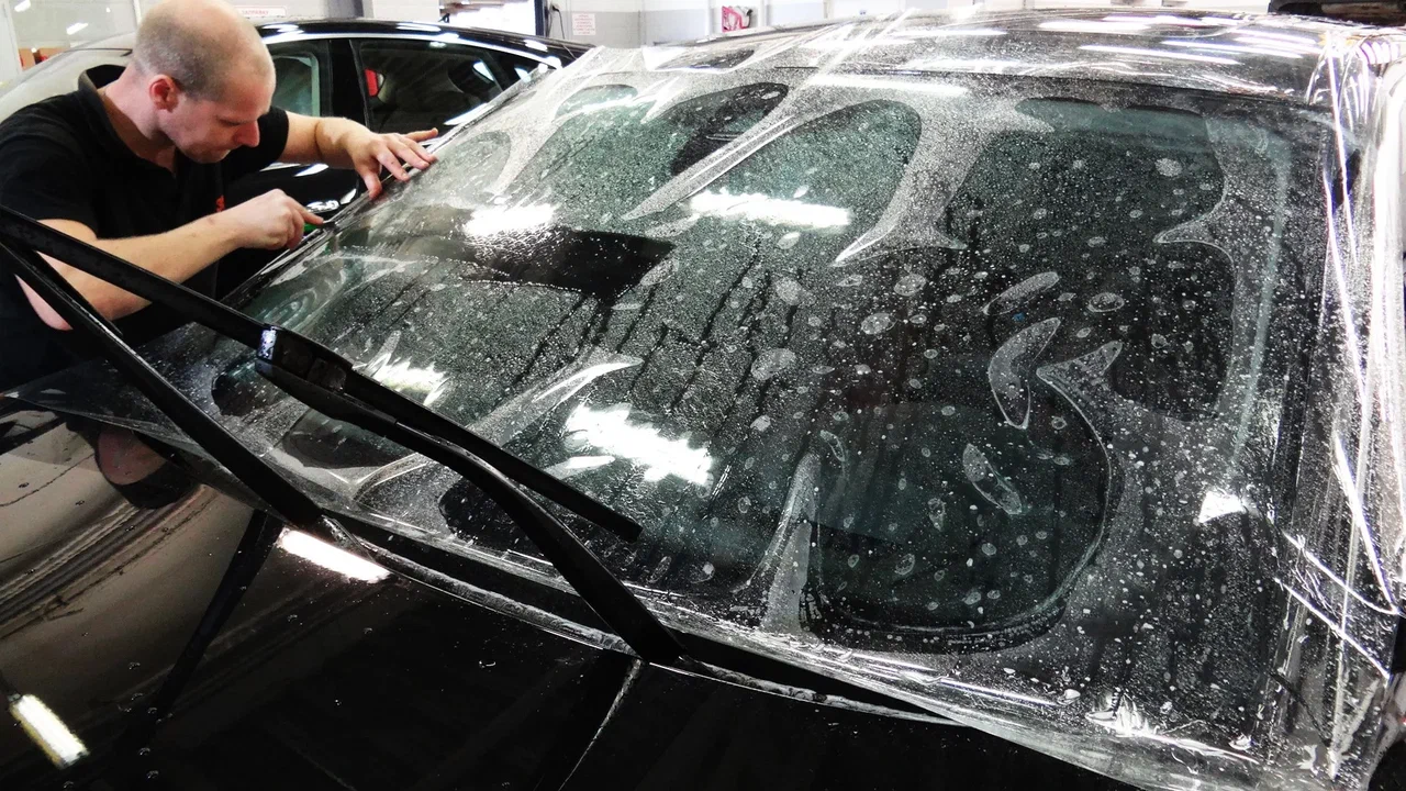 Полиуритановая пленка для оклейки стекол автомобилей  из Китая  с доставкой в Россию