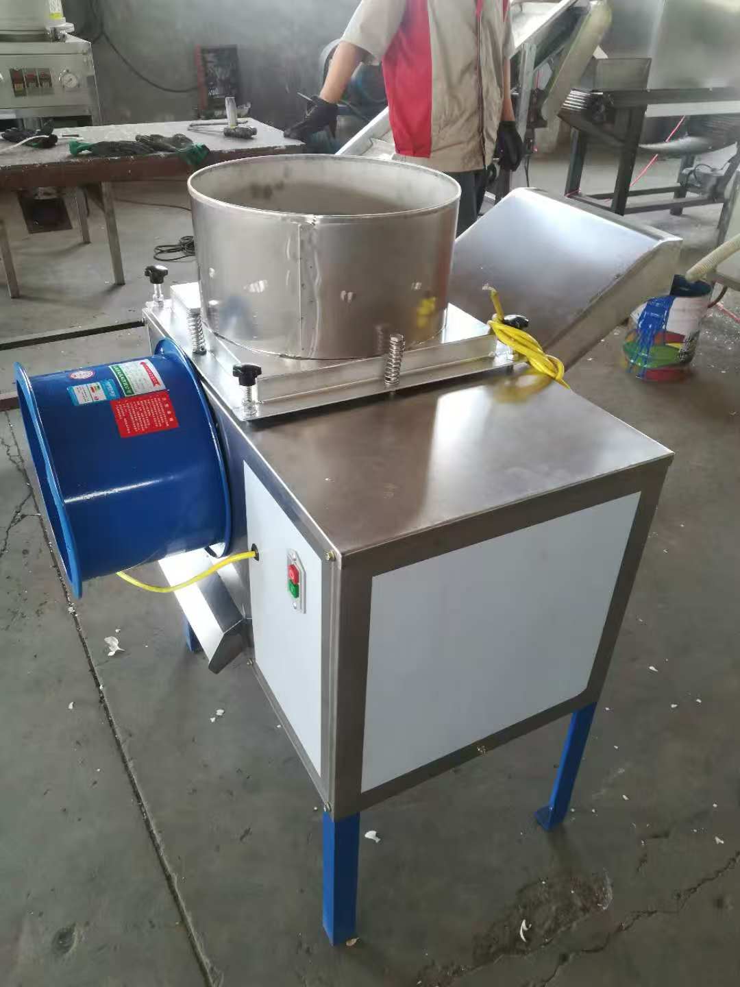 Машинка для отделения зубчика чеснока с доставкой из Китая