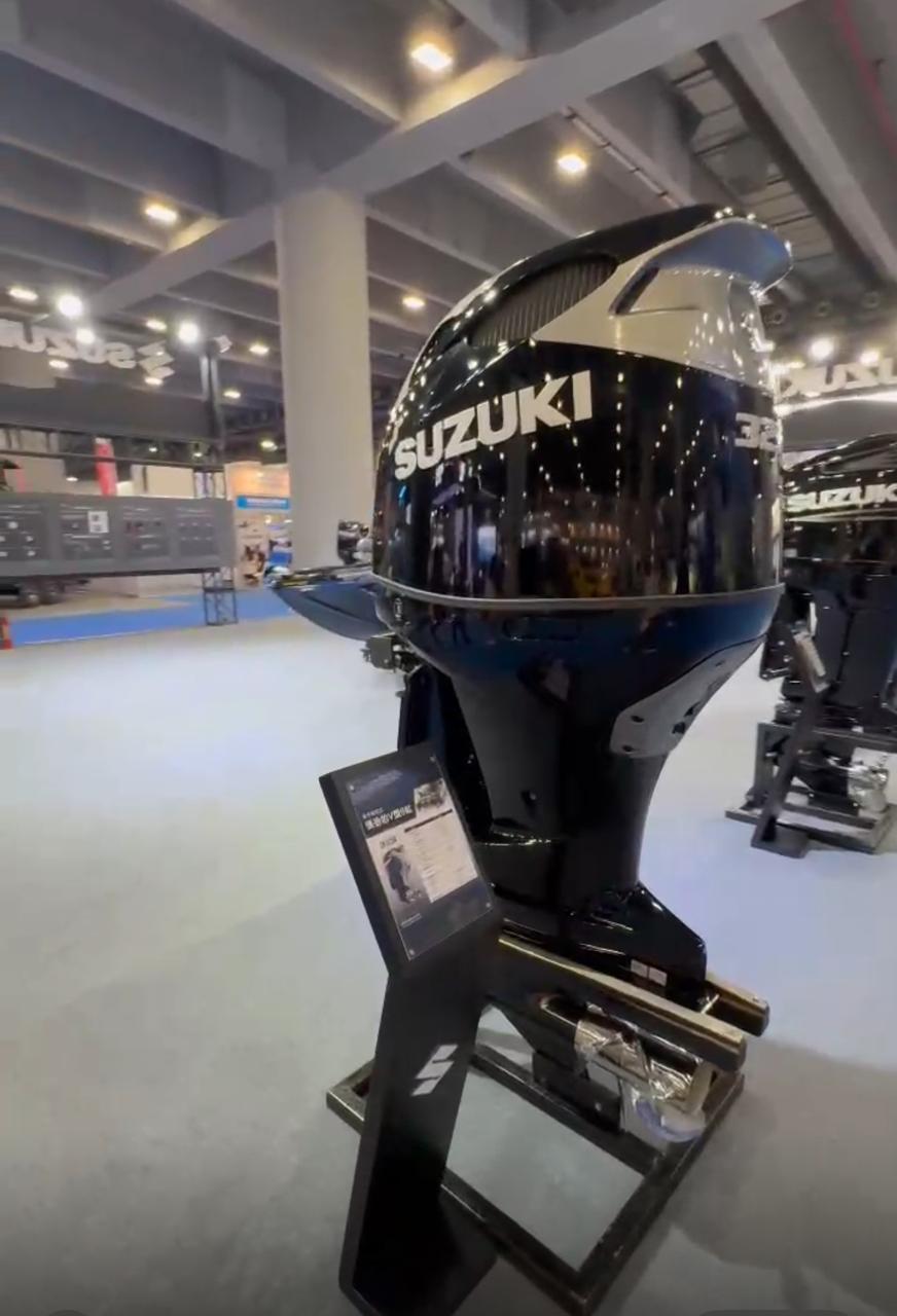 Моторы Suzuki  по лучшим ценам доставка из Китая с ПЭК Гуанчжоу.