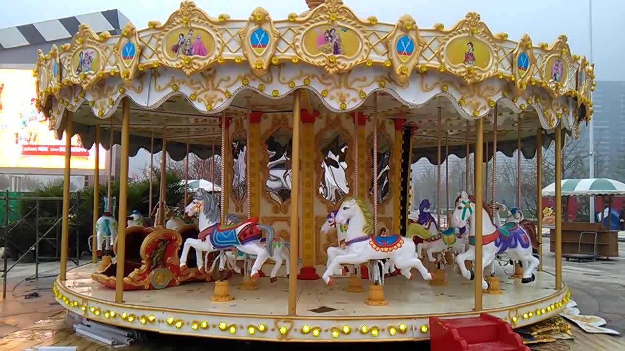 Детская карусель с лошадками из Китая с доставкой в Россию