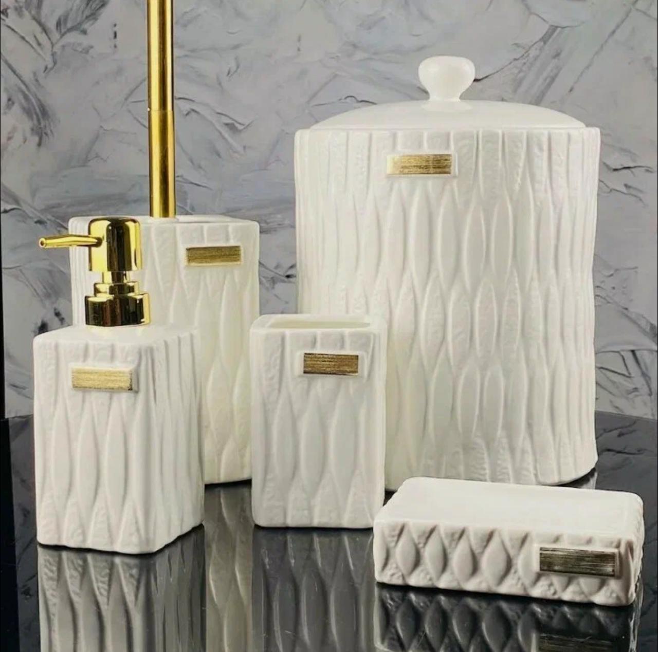 Набор для ванной комнаты 5 предметов доставка с транспортной компанией ПЭК Гуанчжоу.