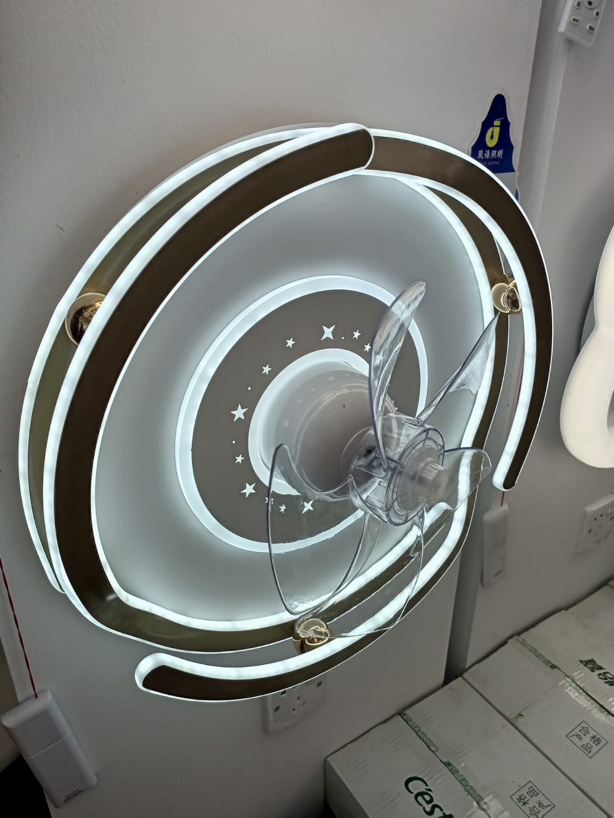 Светильники с встроенным вентилятором с доставкой из Китая в Россию