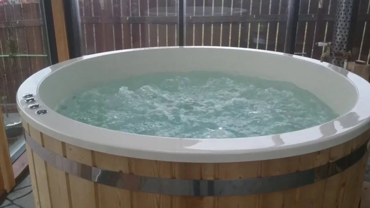 Купель с подогревом и аэромассажем из Китая доставка с ПЭК Гуанджоу в Россию