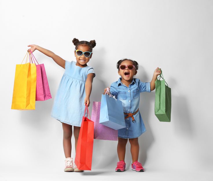 Закупка в Китае детской одежды с ПЭК Гуанчжоу.