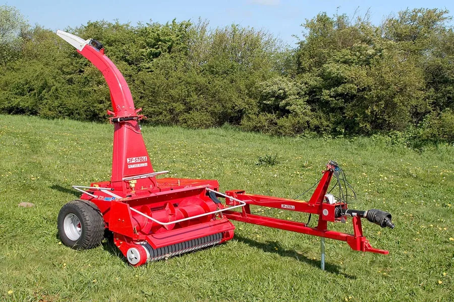 Комбайн силосоуборочный прицепной из Китая поставка с ПЭК Гуанчжоу в Россию