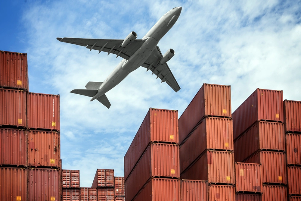 Плюсы и минусы авиадоставки из Китая в Москву